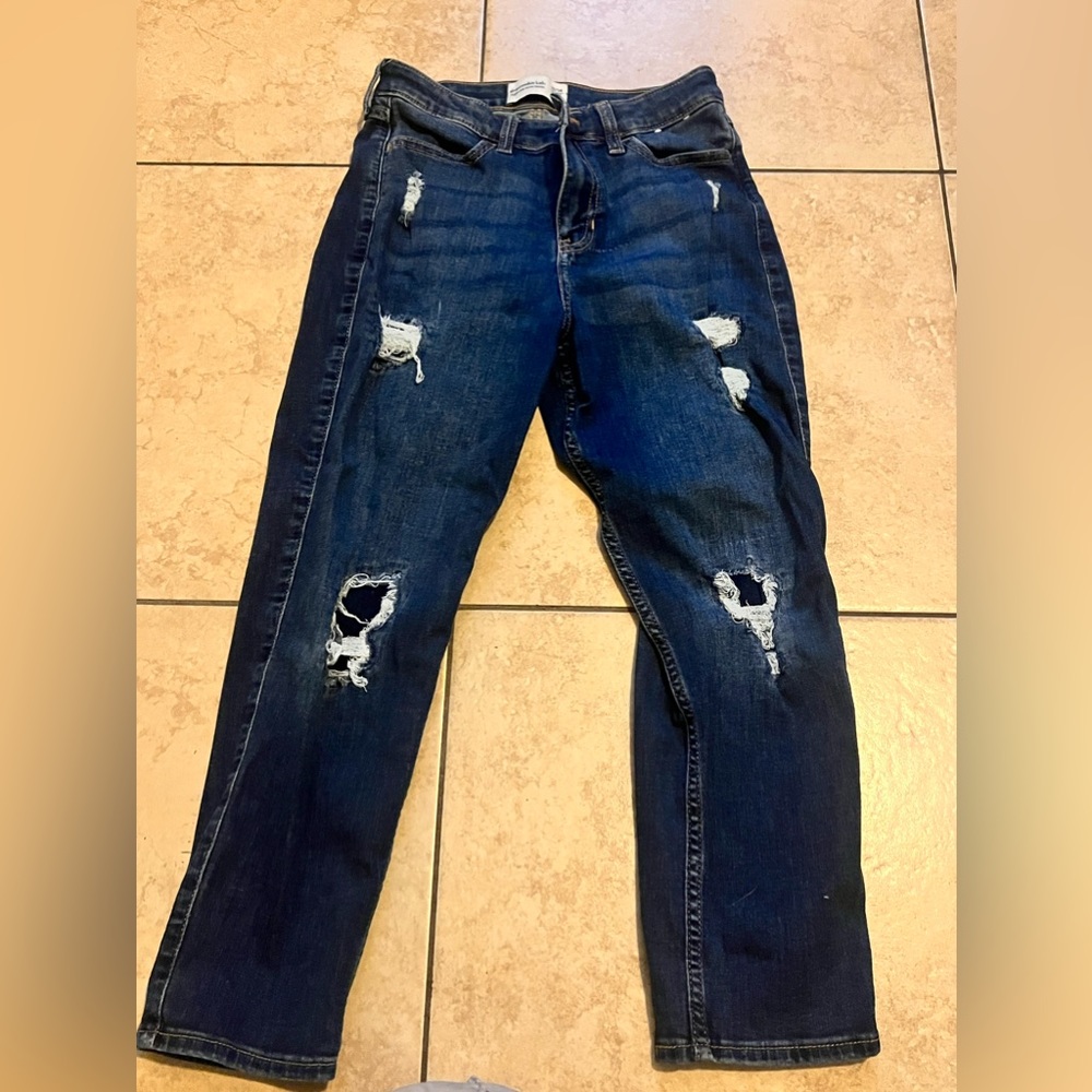 Abercrombie kids - size 13/14 short - used but good condition